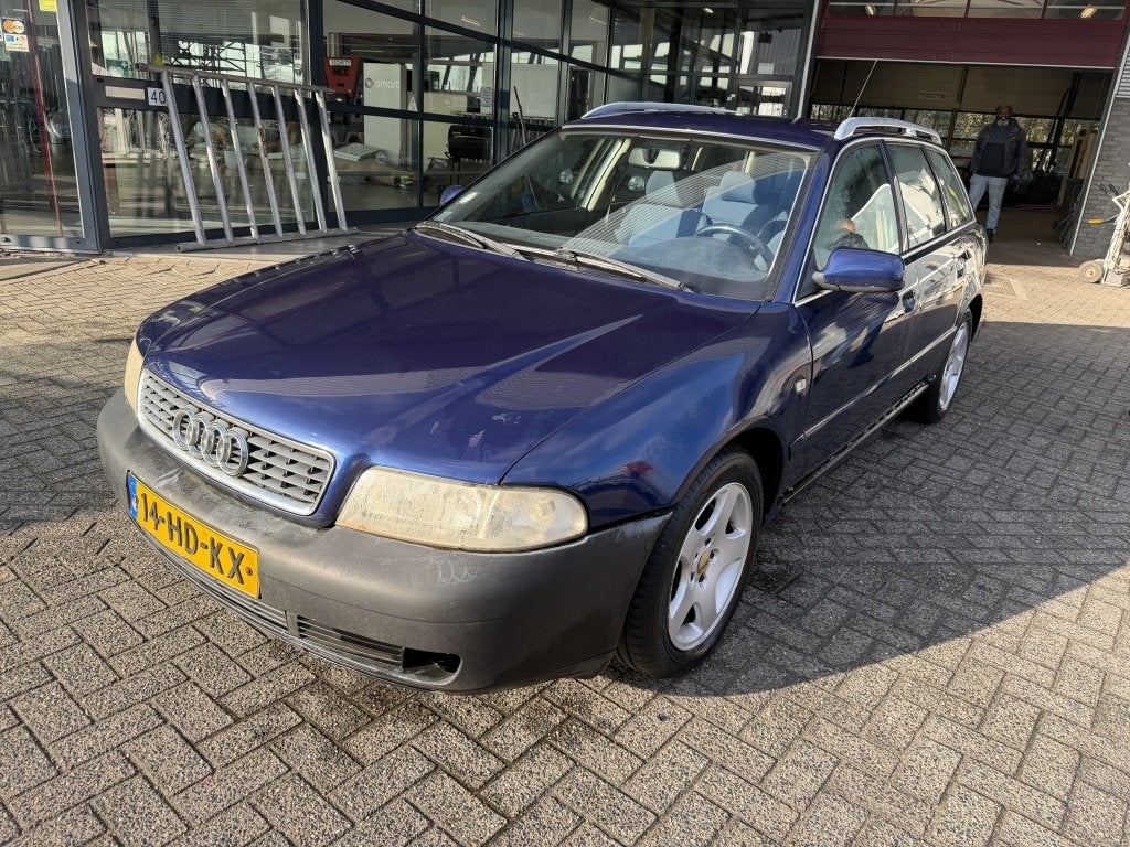 Audi A4 Avant 1.9 TDI Advance (bj 2001), Auto's, Voorwielaandrijving, Blauw, 116 pk, Origineel Nederlands