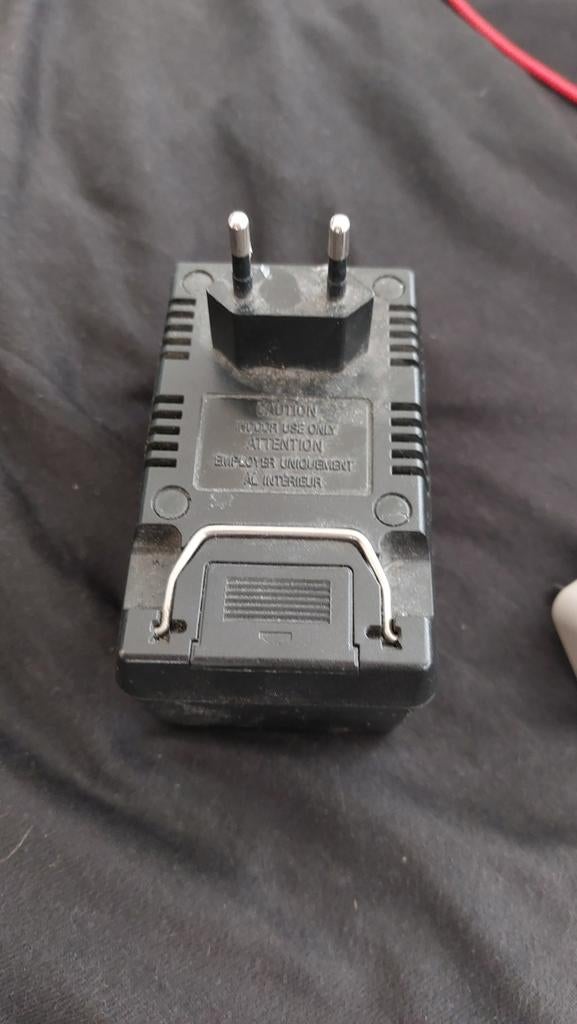 Minwa MW65U Step-Down Omvormer 220V naar 110V, Ophalen of Verzenden, Gebruikt