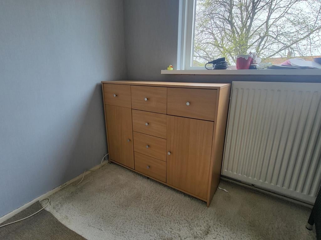 Kast met laden, Ophalen