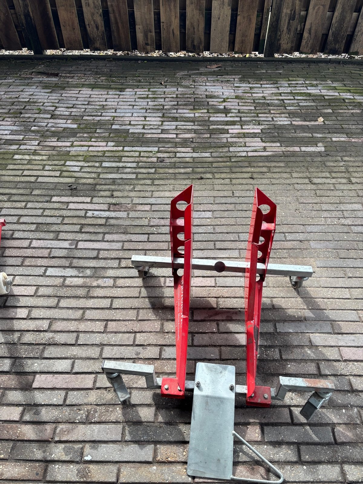 Motorfiets standaard / paddock stand, Fietsen en Brommers, Ophalen, Zo goed als nieuw