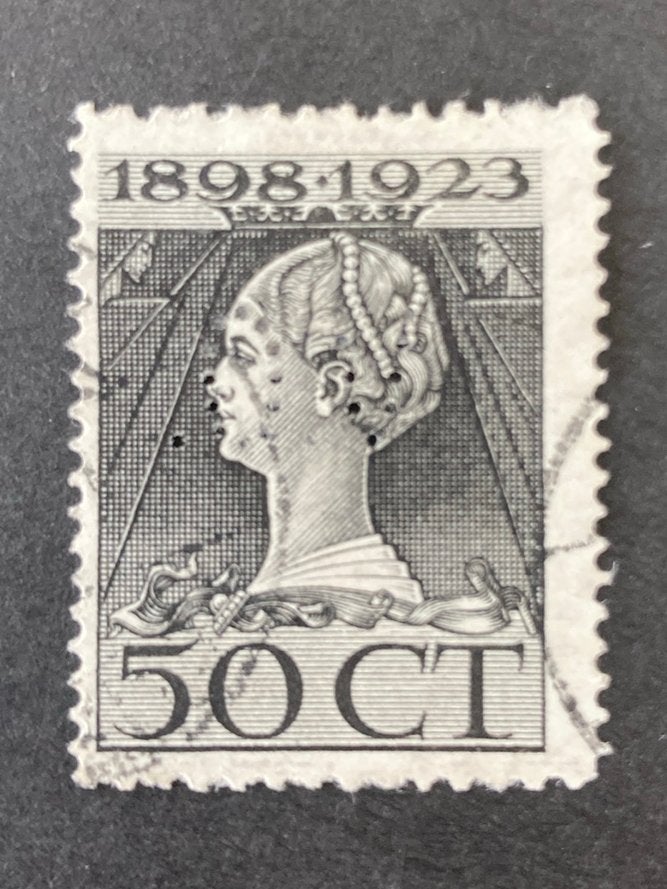 Perfin VO1 in nvph 128h, Ophalen of Verzenden, Gestempeld