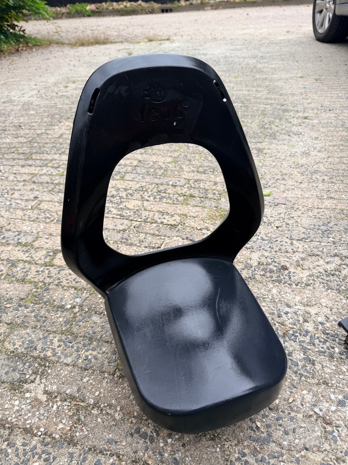 Yepp Yepp Junior Achterzitje Zwart met bagagedrager adapter, Ophalen of Verzenden, Gebruikt, 9 t/m 36 kg, Achterzitje