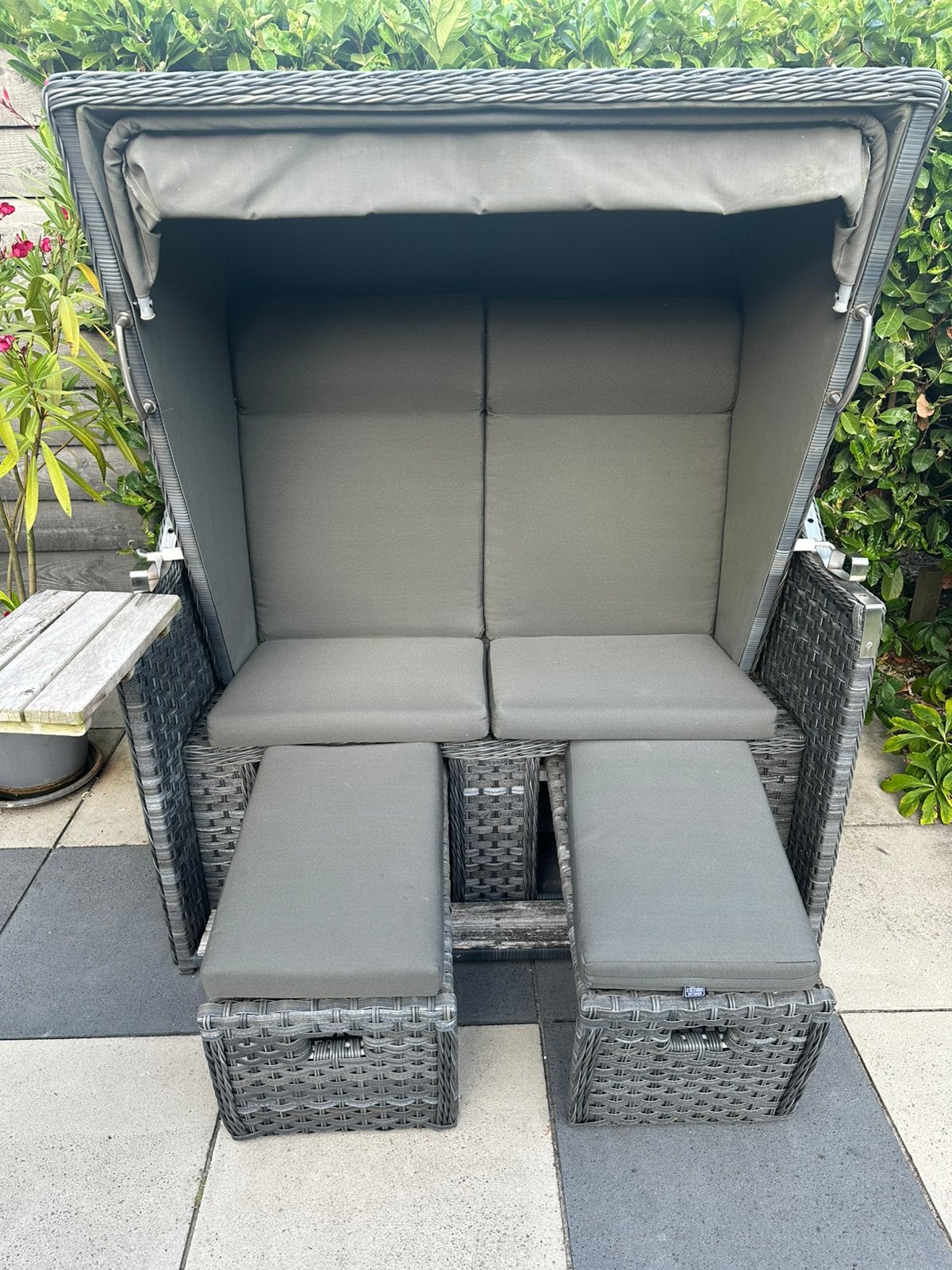 tuinbankje Strandkorf Wicker met Voetenbanken en Kussens, Ophalen, Gebruikt, Wicker