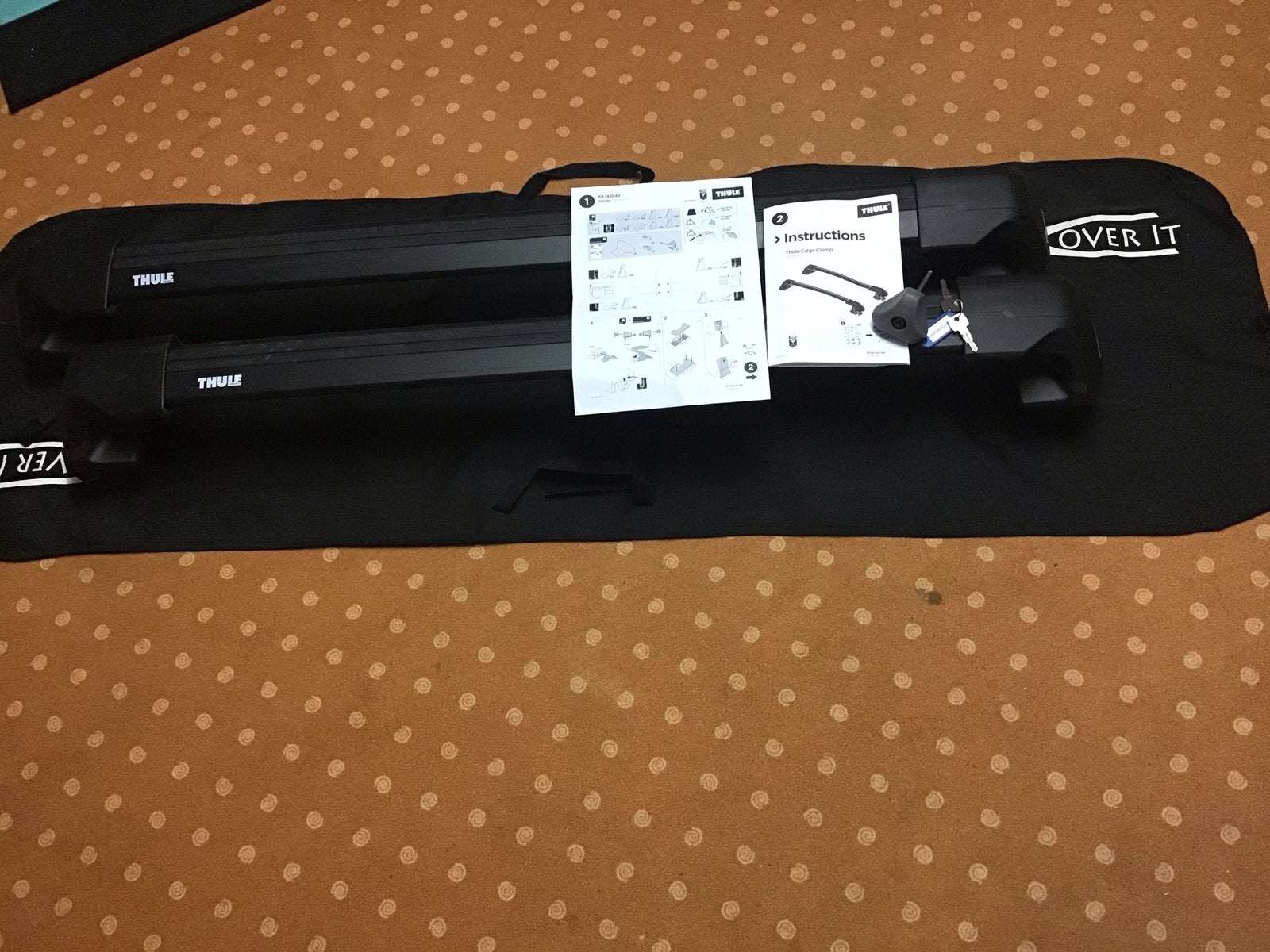 Thule Edge Clamp dakdragerset met sleutels en handleiding, Ophalen, Zo goed als nieuw