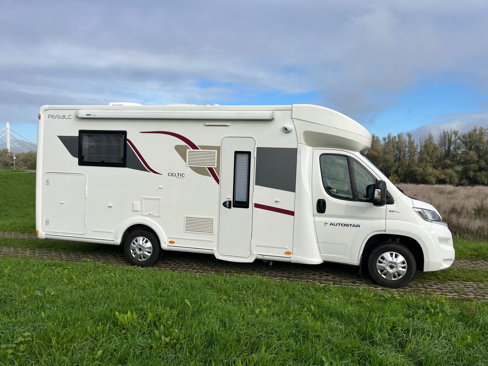 Caravans And Camping IN