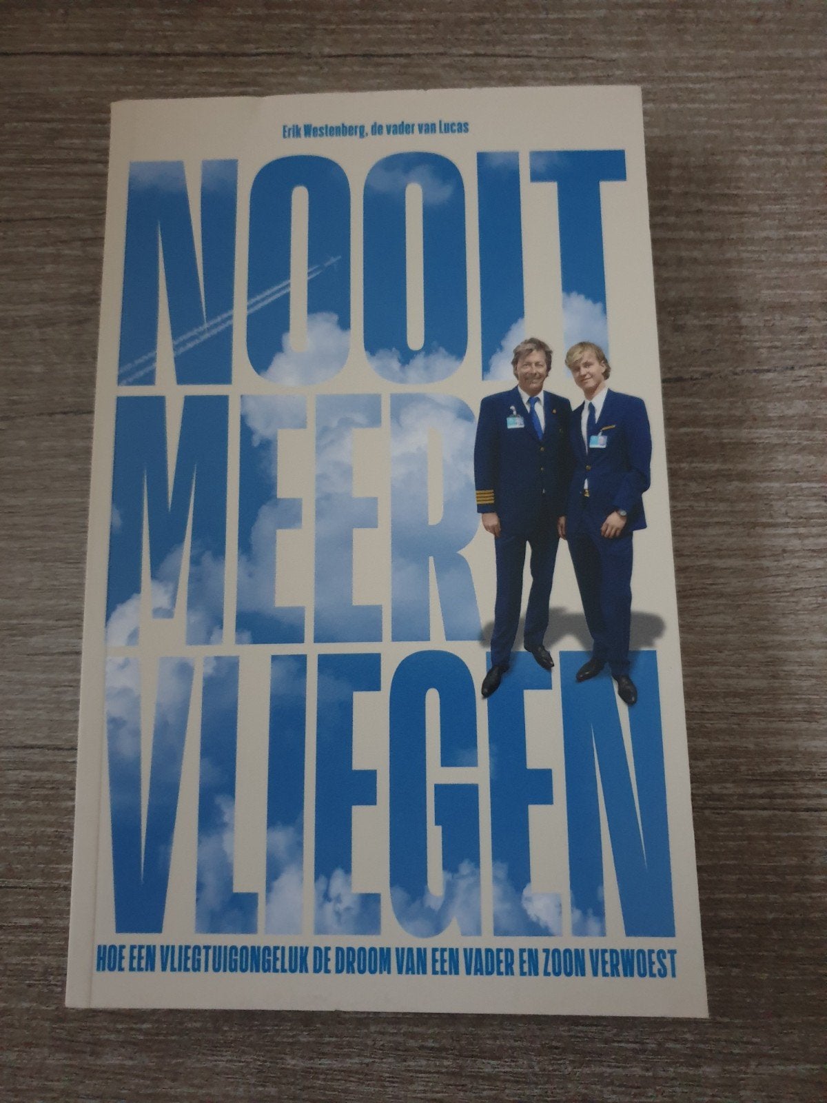 Nooit Meer Vliegen - Erik Westenberg, Ophalen of Verzenden, Gelezen, Erik Westenberg