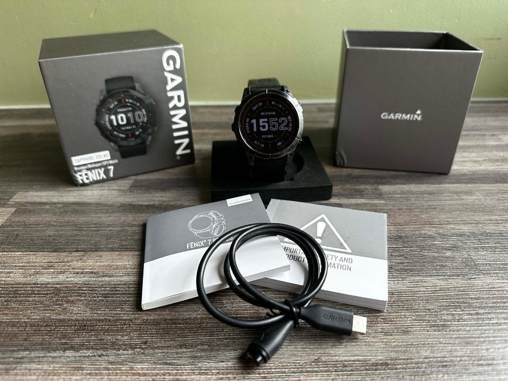 26058 Garmin Fenix 7 Sapphire Solar met garantie, Garmin Nederland BV, Gebruikt, https://support.garmin.com/nl-NL/, Bramenberg 9-3 3755 BT Eemnes