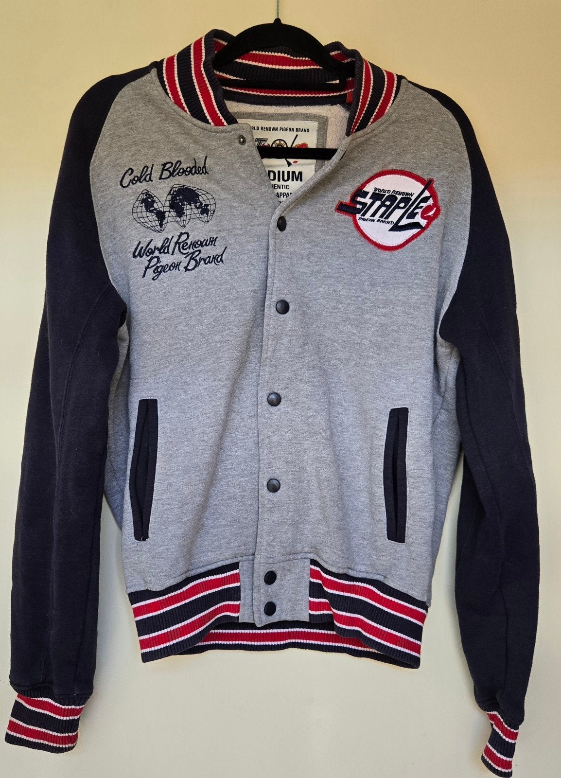Stoere Staple varsity/baseball jack - Maat M, Staple, Ophalen of Verzenden, Gedragen, Meerkleurig
