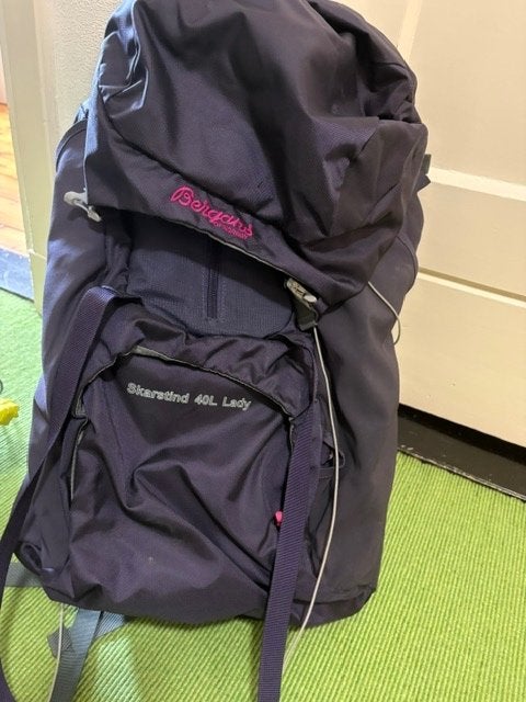 Rugzak Backpack Bergans Skarstind 40 L lady Donkerpaars, 40 cm of meer, Zo goed als nieuw, Trekking, 60 cm of meer
