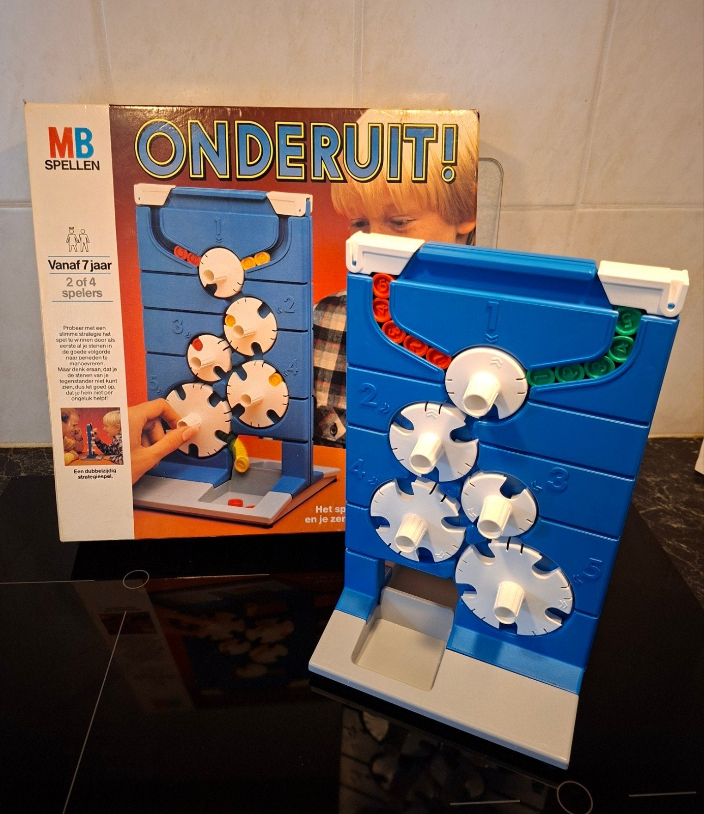 MB Onderuit!, Een of twee spelers, Ophalen of Verzenden, Zo goed als nieuw, MB Spellen