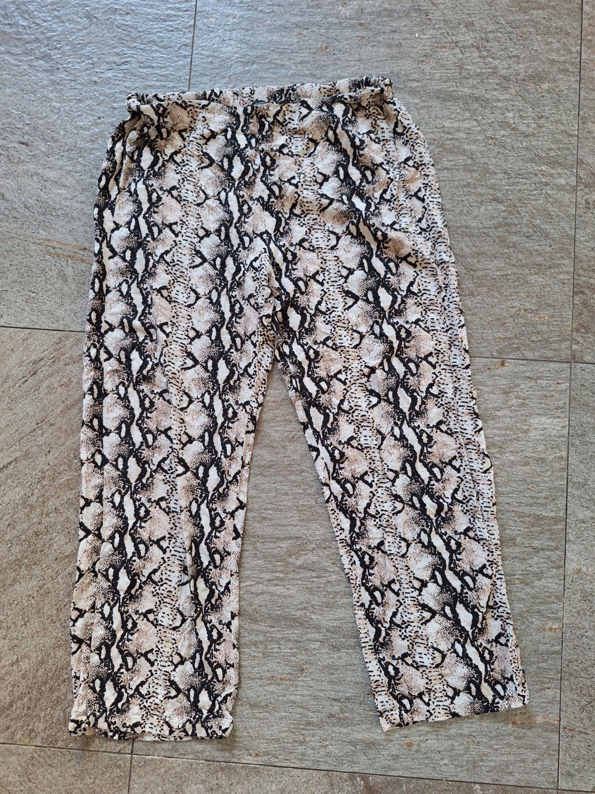 Vero Moda Broek met Slangenprint - Maat XL, Kleding | Dames, Broeken en Pantalons, Ophalen of Verzenden