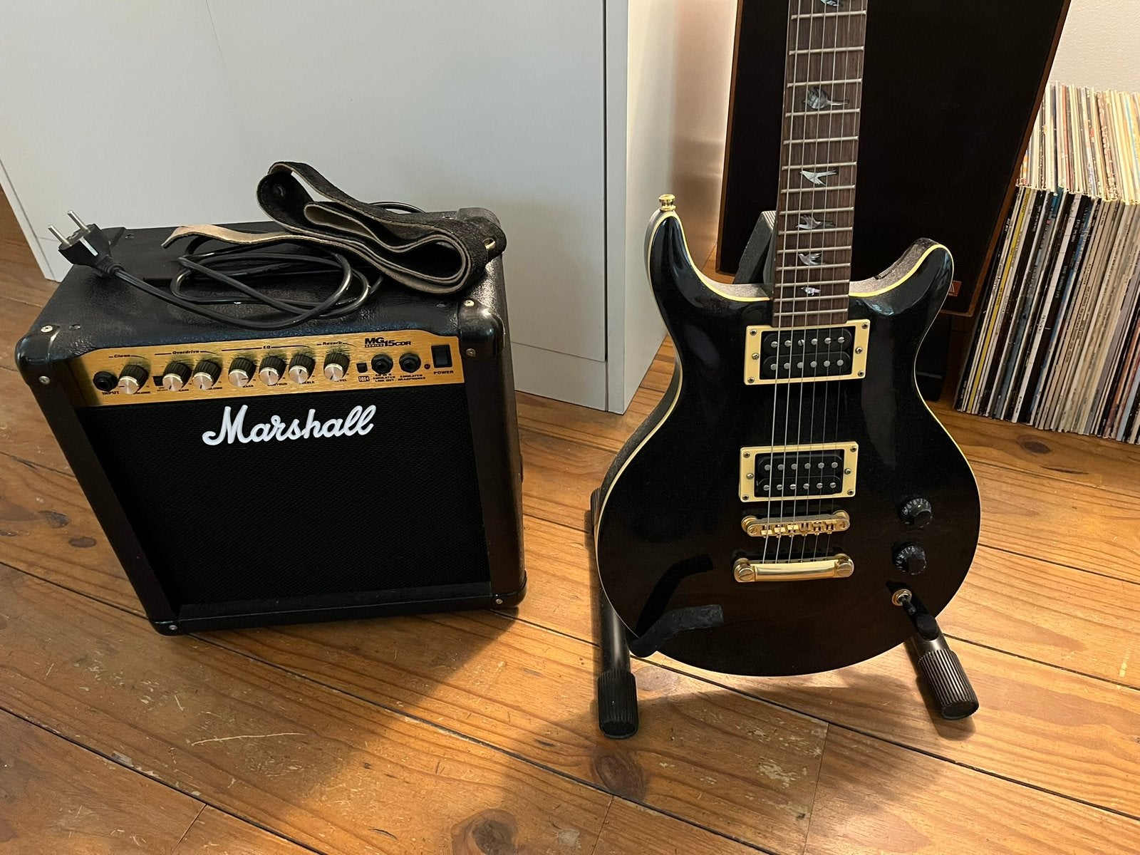 Vester Charm Standard (Made in Korea) + Marshall MG15CDR