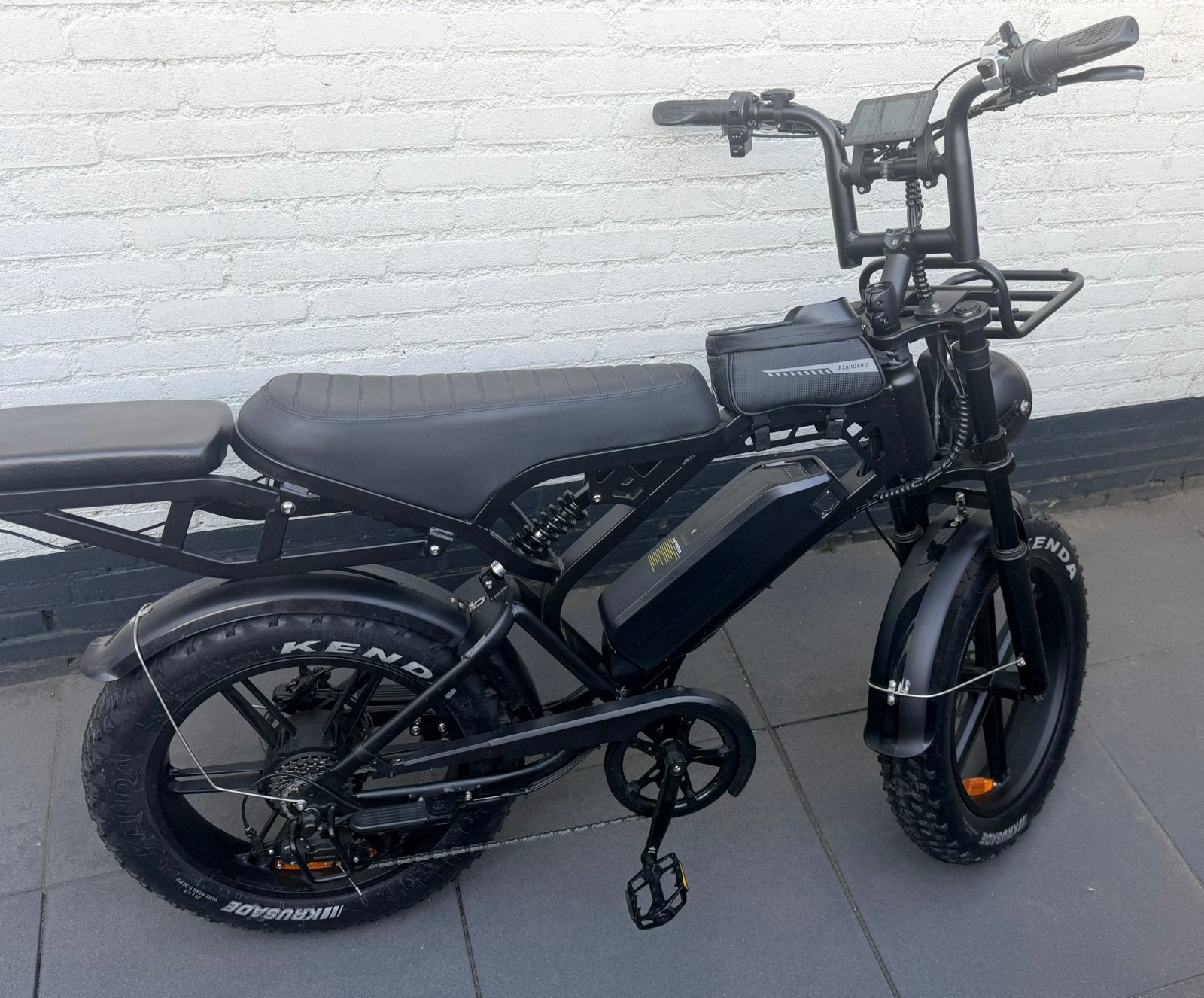 Fabike V20 Pro nieuwste model Zwart (legaal) 168km, Zo goed als nieuw, 59 cm of meer, 30 tot 50 km per accu, Ophalen