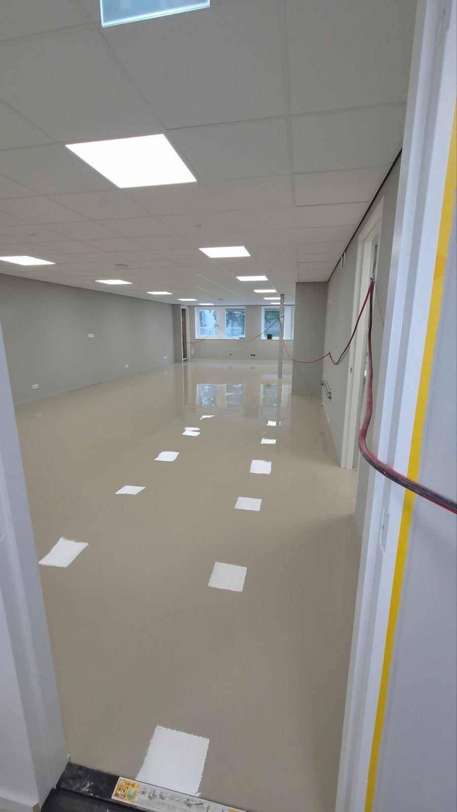 gietvloeren. pvc. betoncire egaliseren, Huis en Inrichting, Ophalen of Verzenden, Nieuw, 75 m² of meer, Overige typen
