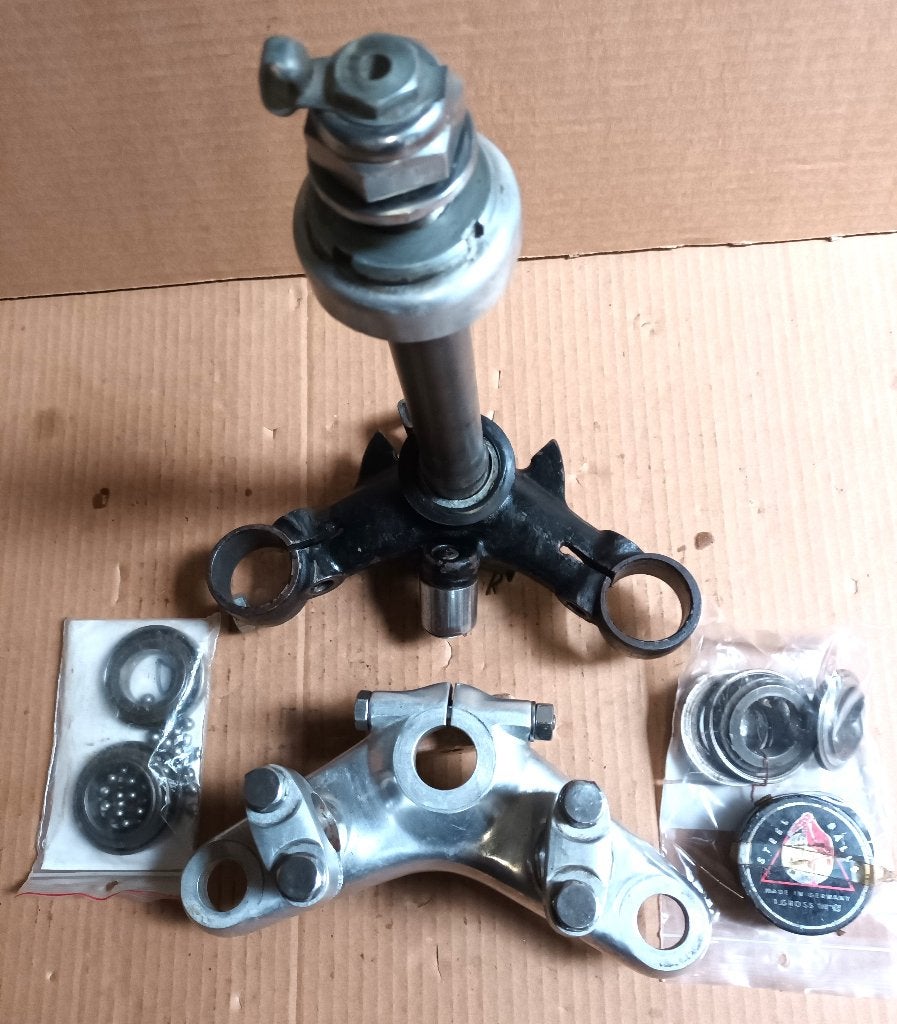 Te Koop aangeboden:  T stuk en kroonplaat Honda CB450 K0, Motoren, Ophalen of Verzenden, Gebruikt