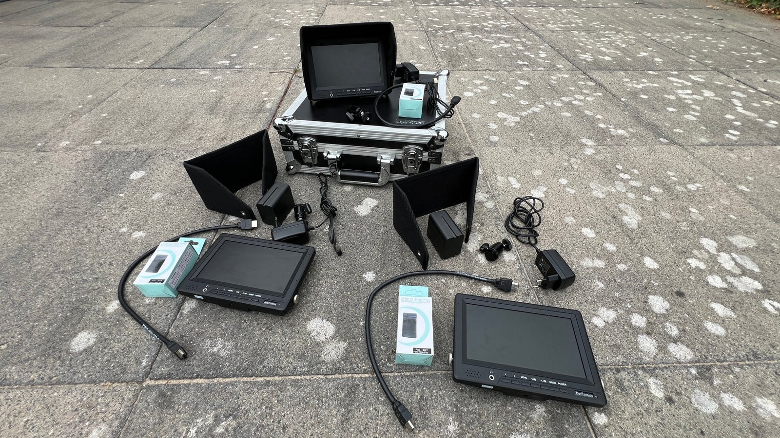 Beetronics HD studio/field monitoren set (3), Ophalen of Verzenden, Zo goed als nieuw, Video