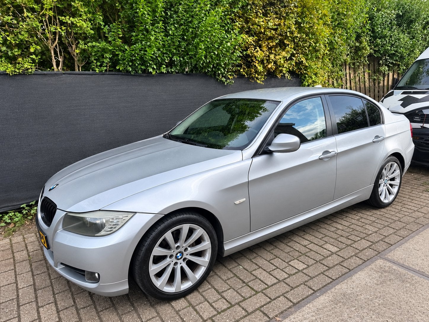 BMW 3-Serie 318i 2009 FACELIFT / NAVI PROFESSIONAL / CRUISE, Auto's, Achterwielaandrijving, Origineel Nederlands, Bedrijf, Handgeschakeld