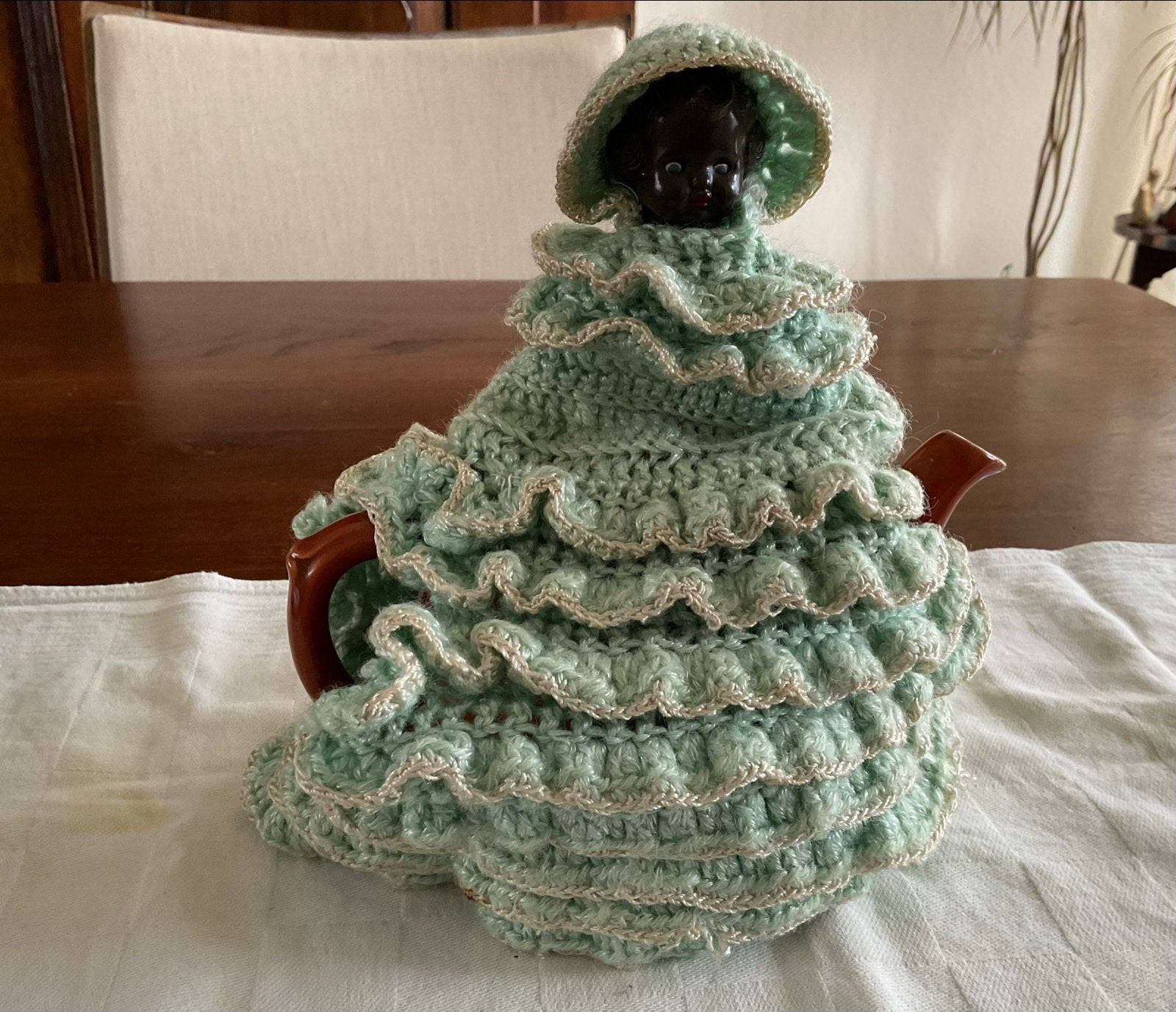 Vintage Babypopje 'Made in Italy' met Gehaakte Theemuts, Ophalen of Verzenden