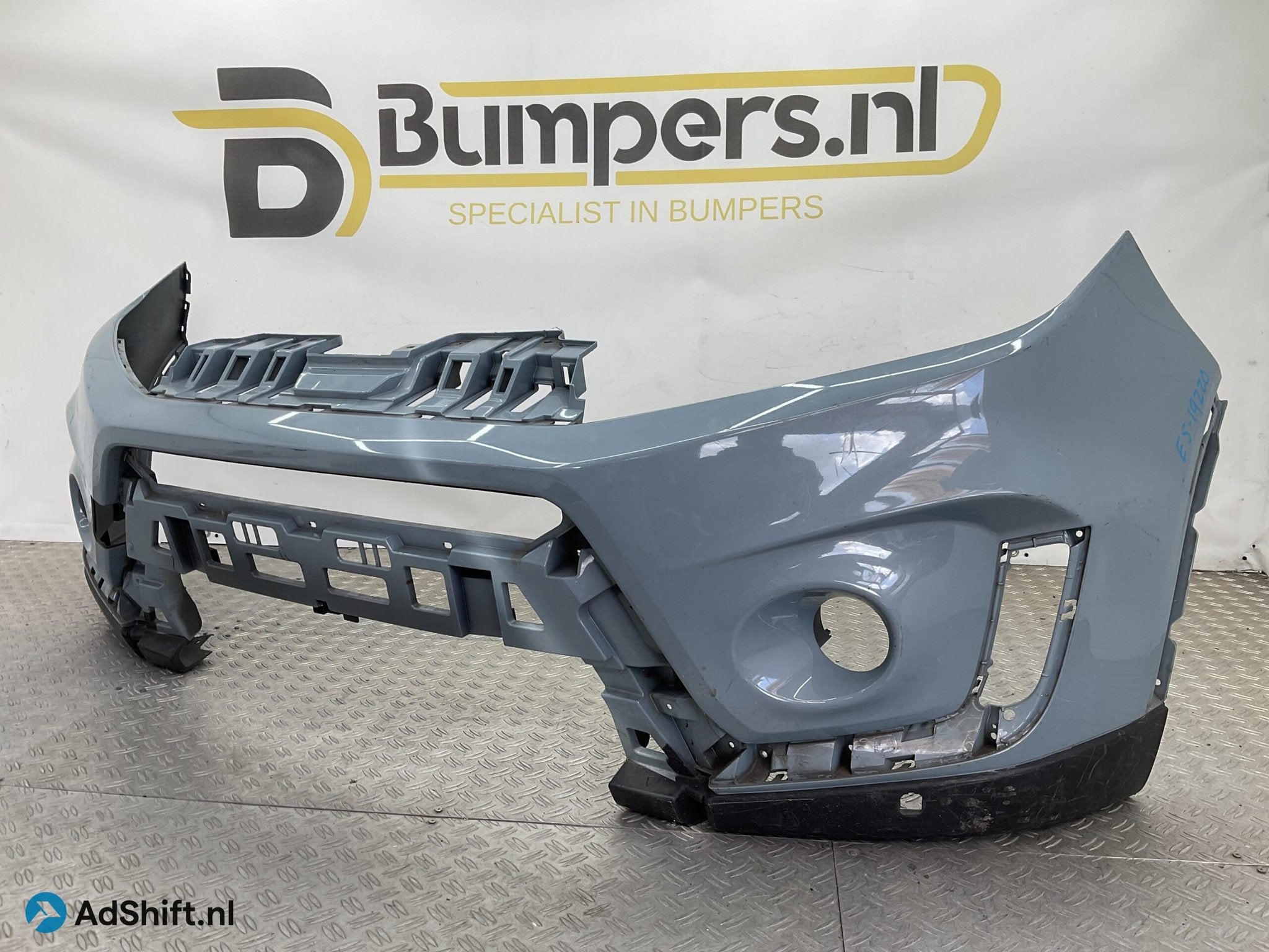 Bumper Suzuki Vitara Facelift 71711-86R Voorbumper E5-19220, Bumper