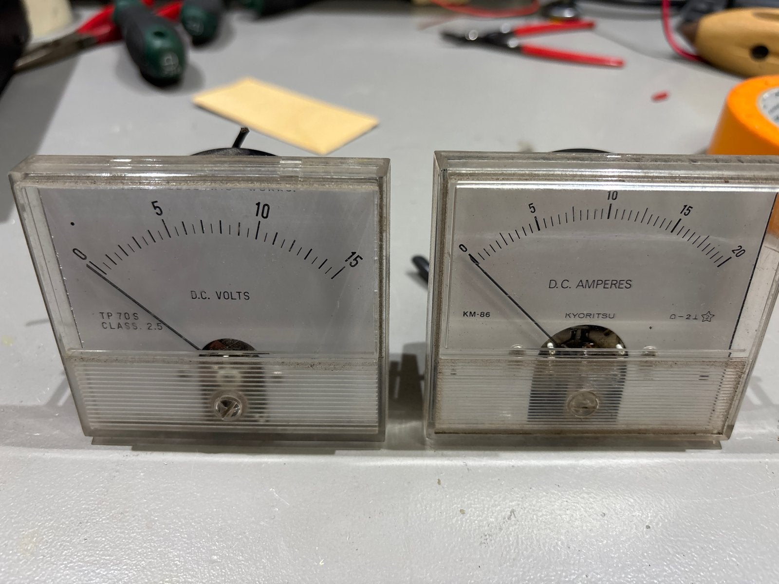Vintage DC Voltmeter en DC Amperemeter Set, Ophalen, Gebruikt
