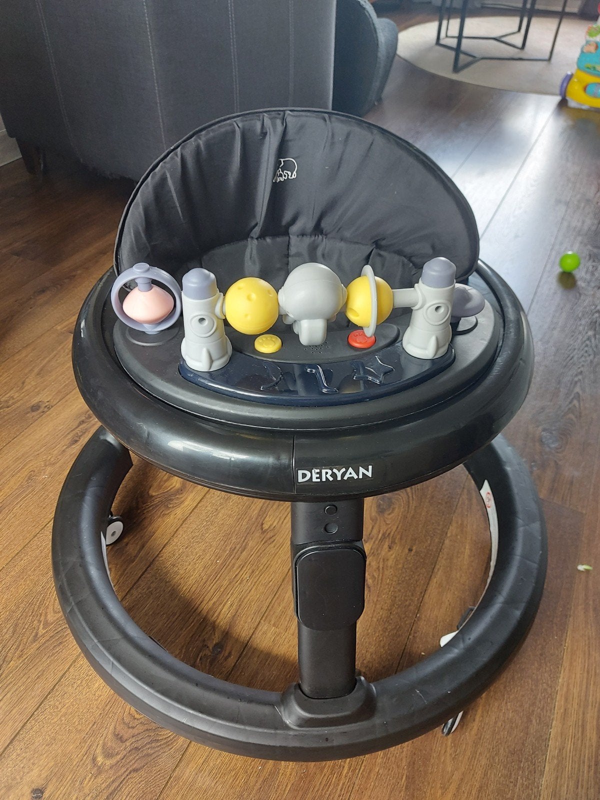 Deryan mover loopstoel | loopstoel rond, Kinderen en Baby's, Ophalen, Zo goed als nieuw
