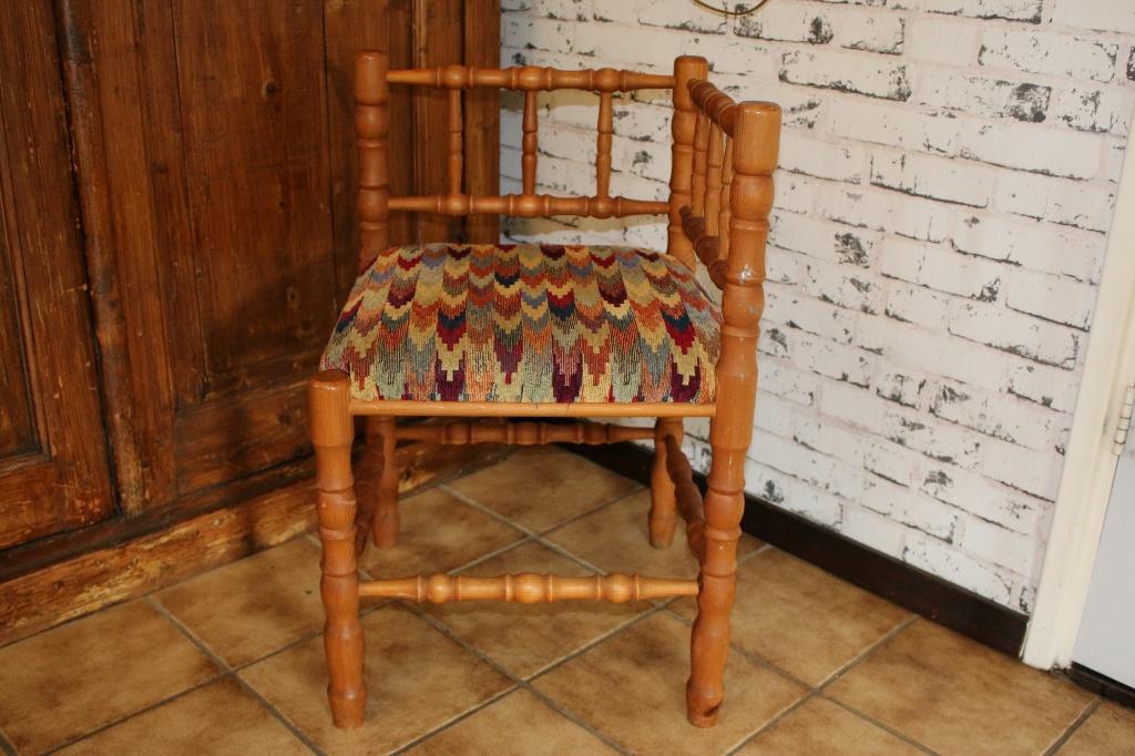 vintage hoekstoeltje hout bobbin chair, Huis en Inrichting, Ophalen, Bruin, Eén, Hout