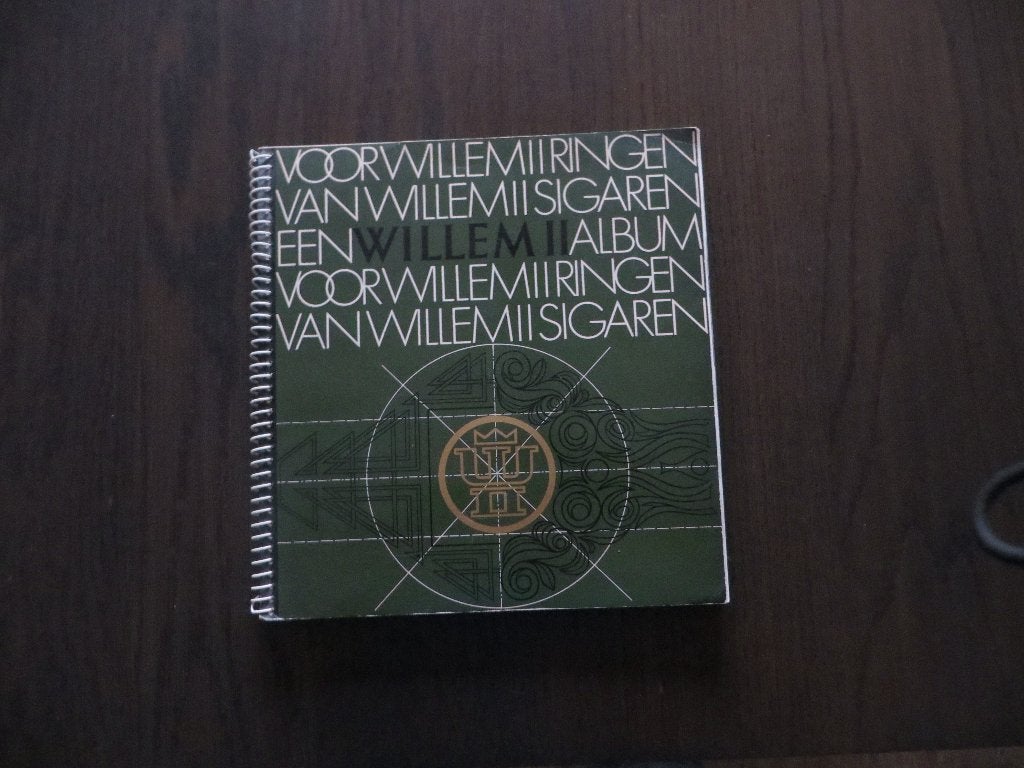 Willem II  3e album  Compleet, Verzamelen, Verzenden, Zo goed als nieuw, Sigarenbandjes