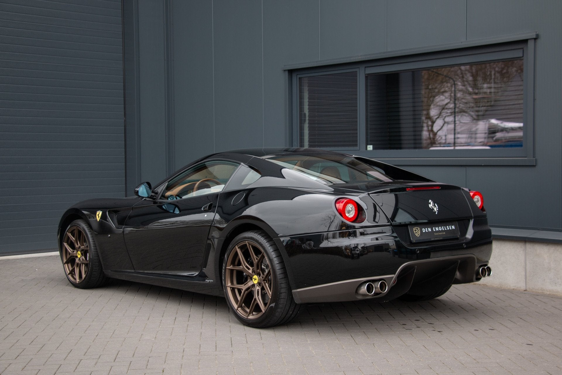 Ferrari 599 6.0 GTB V12 F1 | Carbon | Bose | PPF Folie | Dea, Automaat, 5999 cc, Achterwielaandrijving, Gebruikt