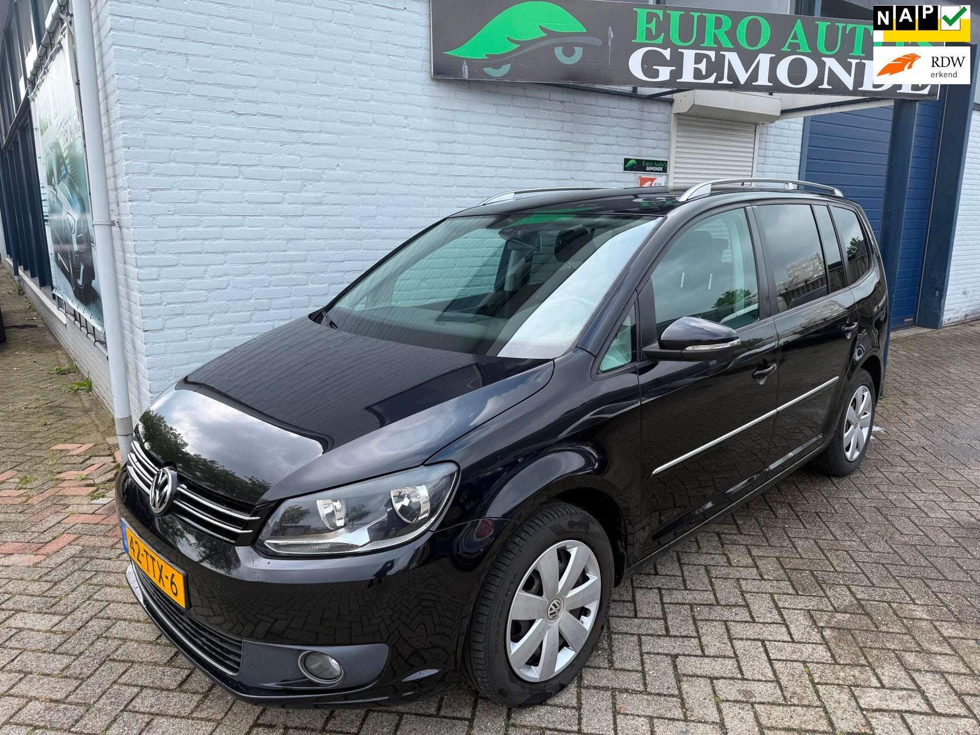 Volkswagen Touran 1.2 TSI Highline ZEER GOED ONDERHOUDEN, Auto's, 730 kg, Gebruikt, 4 cilinders, Zwart