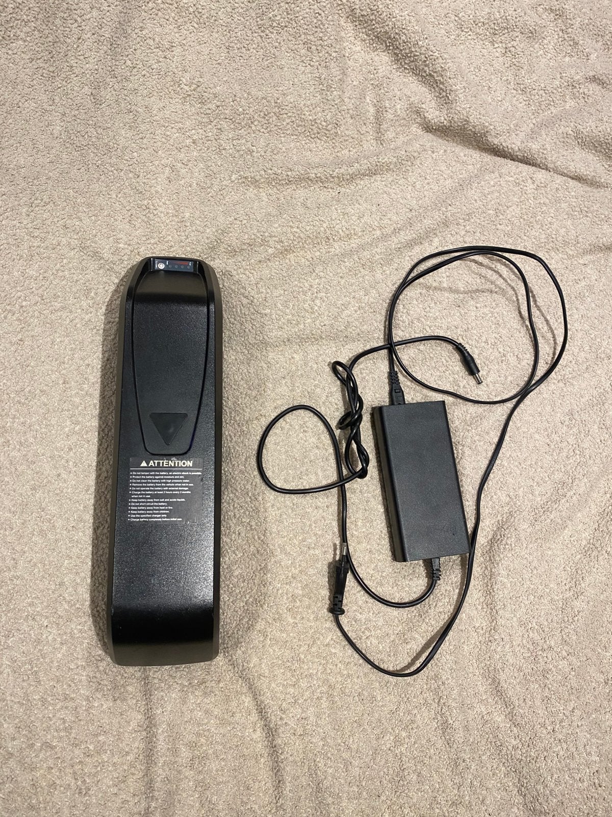 fatbike accu fatbike batterij v8 h9. Of. c80 met opladen, Fietsen en Brommers, Zo goed als nieuw