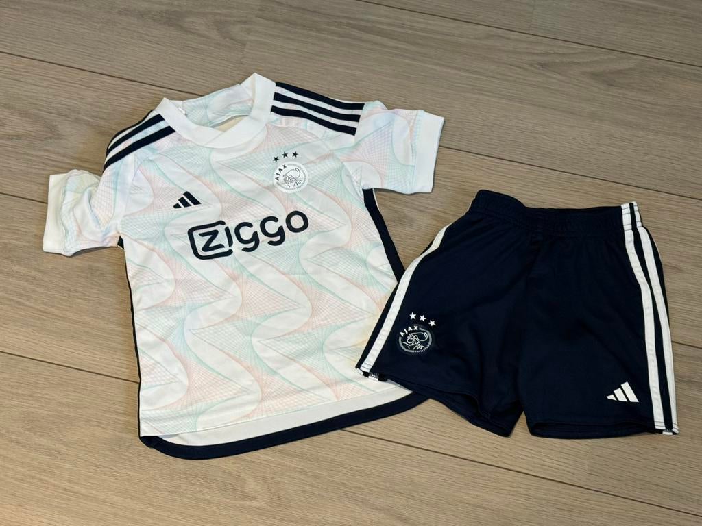 Ajax tenue maat 116, Maat XS of kleiner, Ophalen of Verzenden, Gebruikt, Set