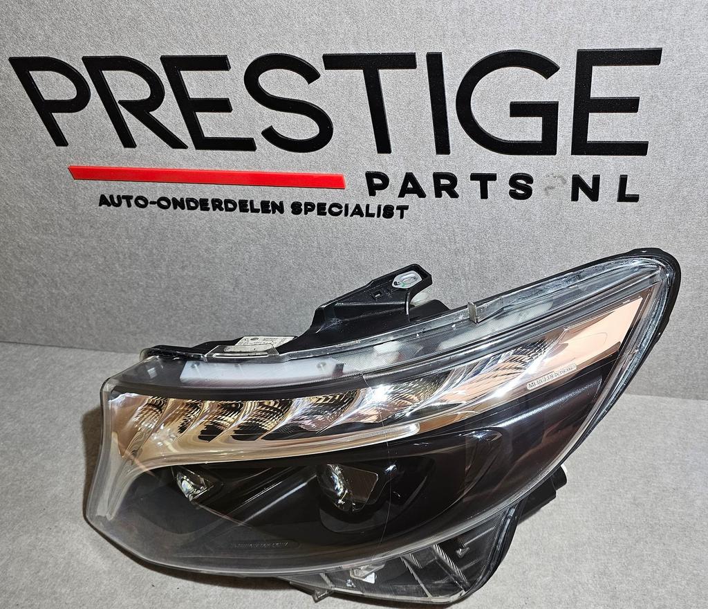Koplamp V Klasse W447 VITO ILS LED BLACK Links A4479063201, Gebruikt, -, Ophalen of Verzenden, -