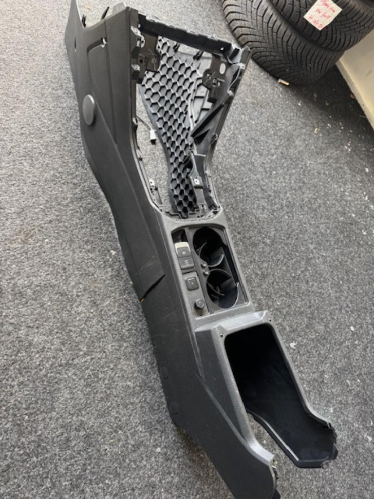 Volkswagen Touran 5T 5T1 5TA Middenconsole, Auto-onderdelen, Interieur en Bekleding, Gebruikt, -, Volkswagen, -
