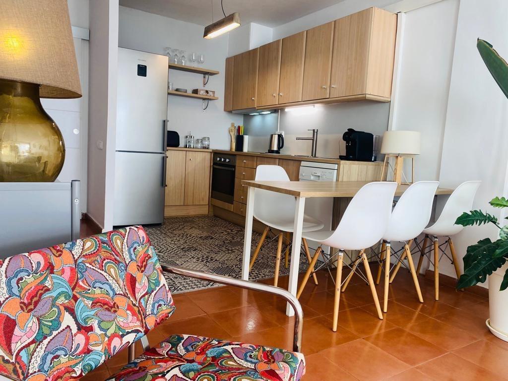 LAST MINUTE ibiza appartement juli | Figueretas, 2 slaapkamers, Afwasmachine, Appartement, Eigenaar