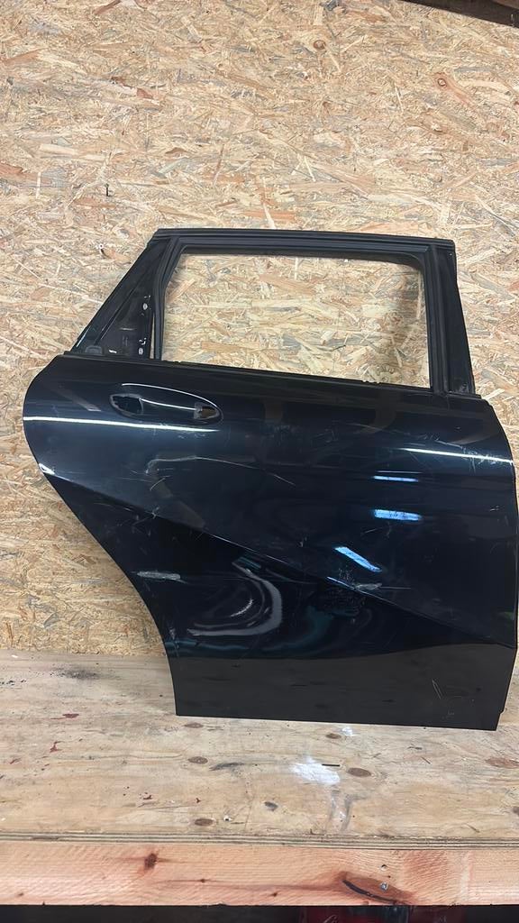 Mercedes B (W246) rechtsachter, Auto-onderdelen, Carrosserie en Plaatwerk, Ophalen, Bumper
