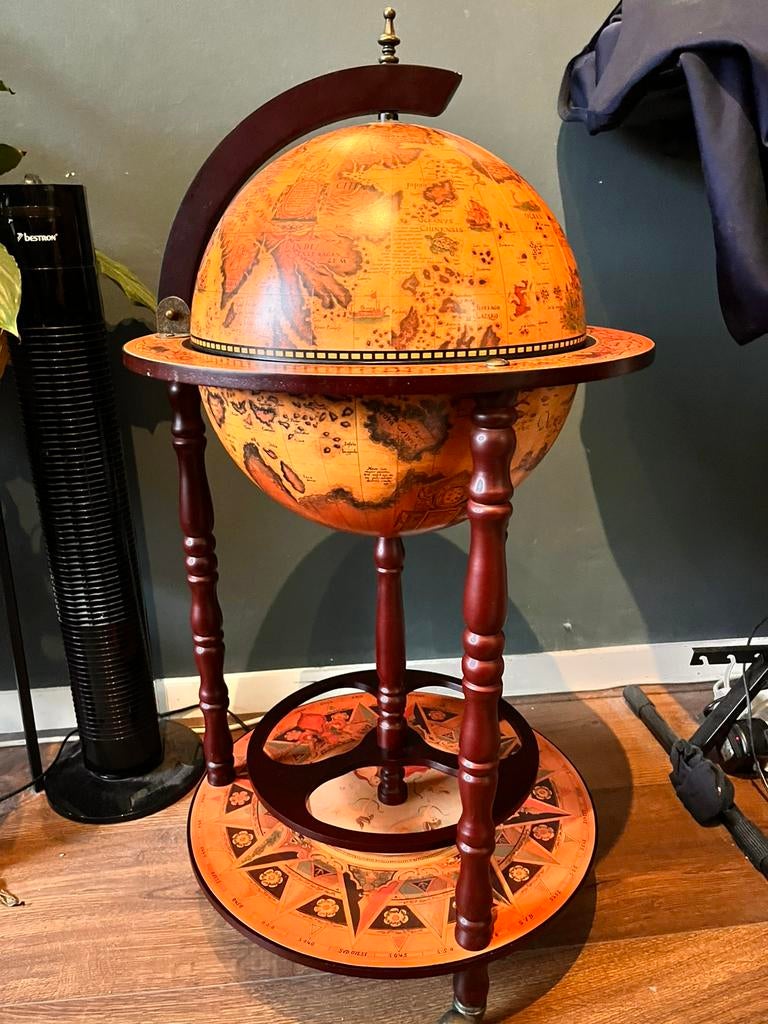 Globe bar, Ophalen, Zo goed als nieuw