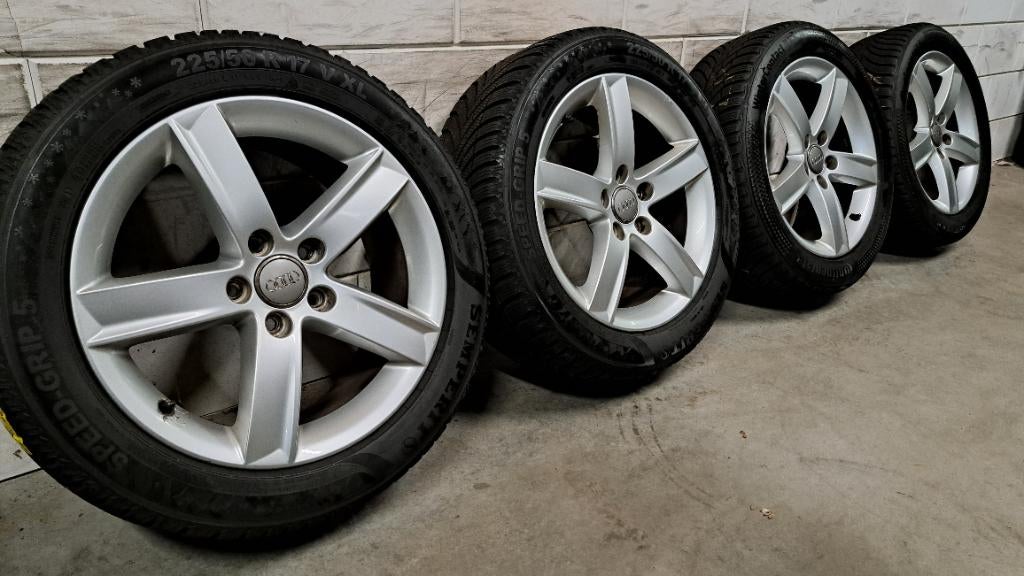 Lm-velgen Audi A4 A5 Sportback T-Roc Passat Superb 225/50/17, Auto-onderdelen, Gebruikt, Banden en Velgen, 17 inch, Personenwagen