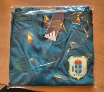 PEC Zwolle uitshirt XXXL 3XL nieuw in verpakking, Sport en Fitness, Groter dan maat XL, Ophalen of Verzenden, Nieuw, Shirt