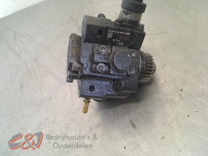 Brandstofpomp Mechanisch van een Opel Vivaro, Gebruikt, -, -, Opel