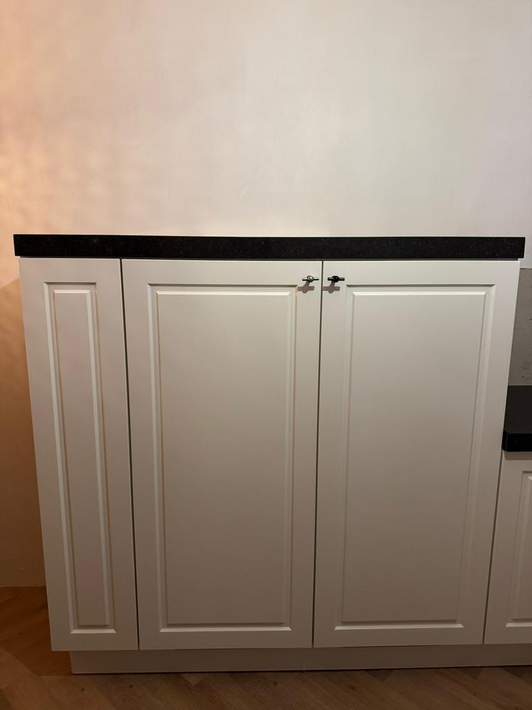 Nette Landelijke Hoekkeuken + TOP Apparatuur GEDEMONTEERD, Huis en Inrichting, Ophalen of Verzenden, Crème, Graniet of Steen, Hoekkeuken