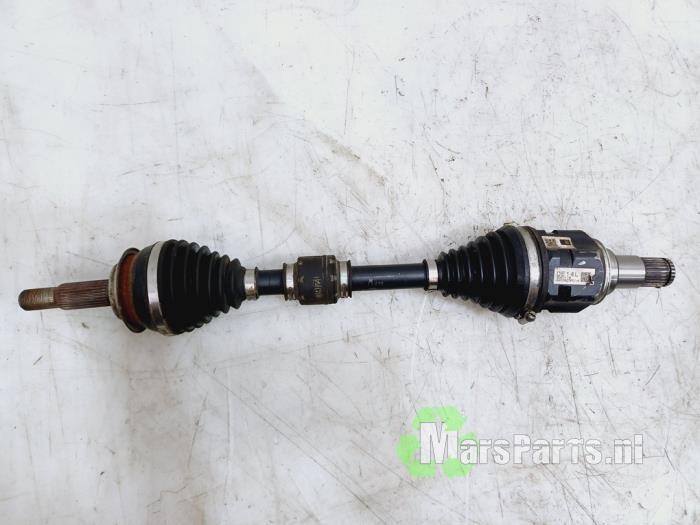Aandrijfas links-voor van een Toyota Prius, Gebruikt, -, -, 6 maanden garantie
