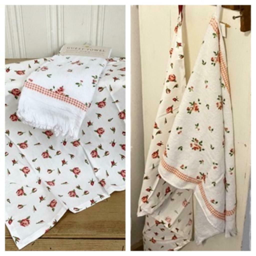 Romantische set Theedoek en handdoekje met schattige roosjes, Ophalen of Verzenden, Nieuw, Theedoek of Handdoek