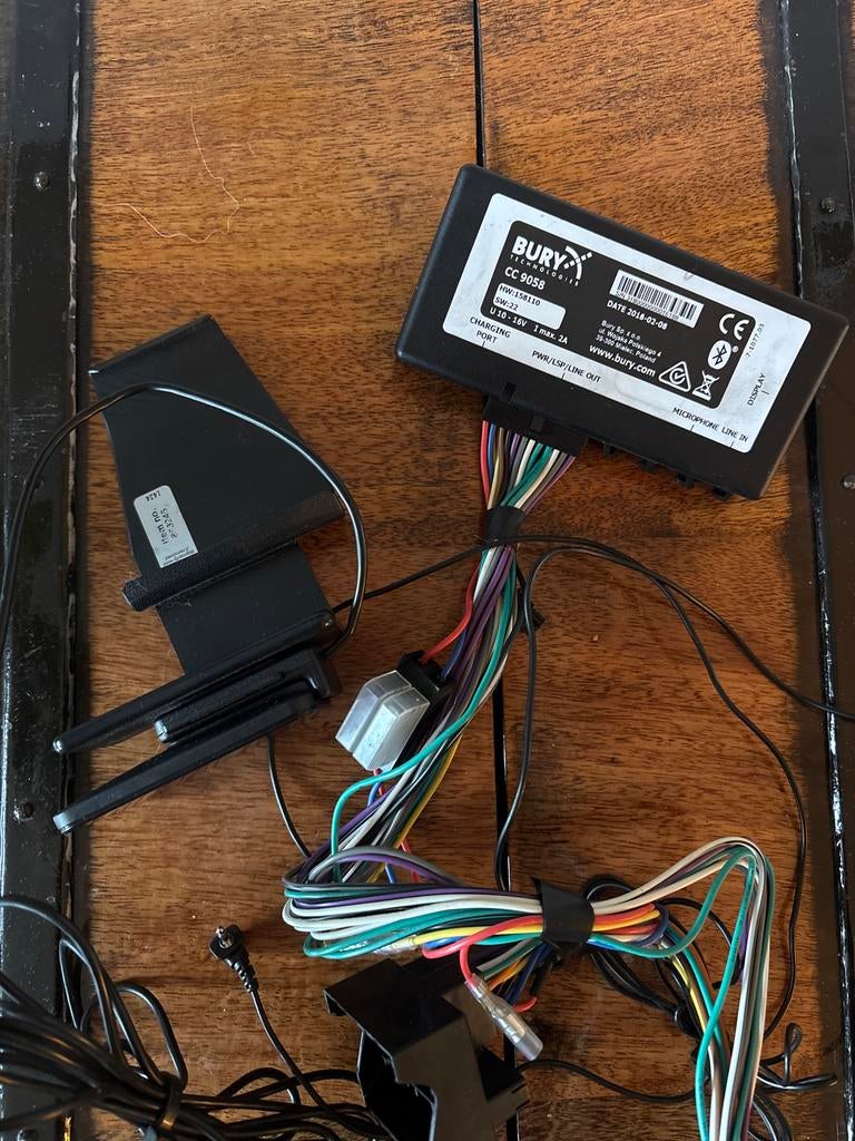 Bury CC9058 Carkit - Bluetooth Handsfree, Ophalen, Gebruikt