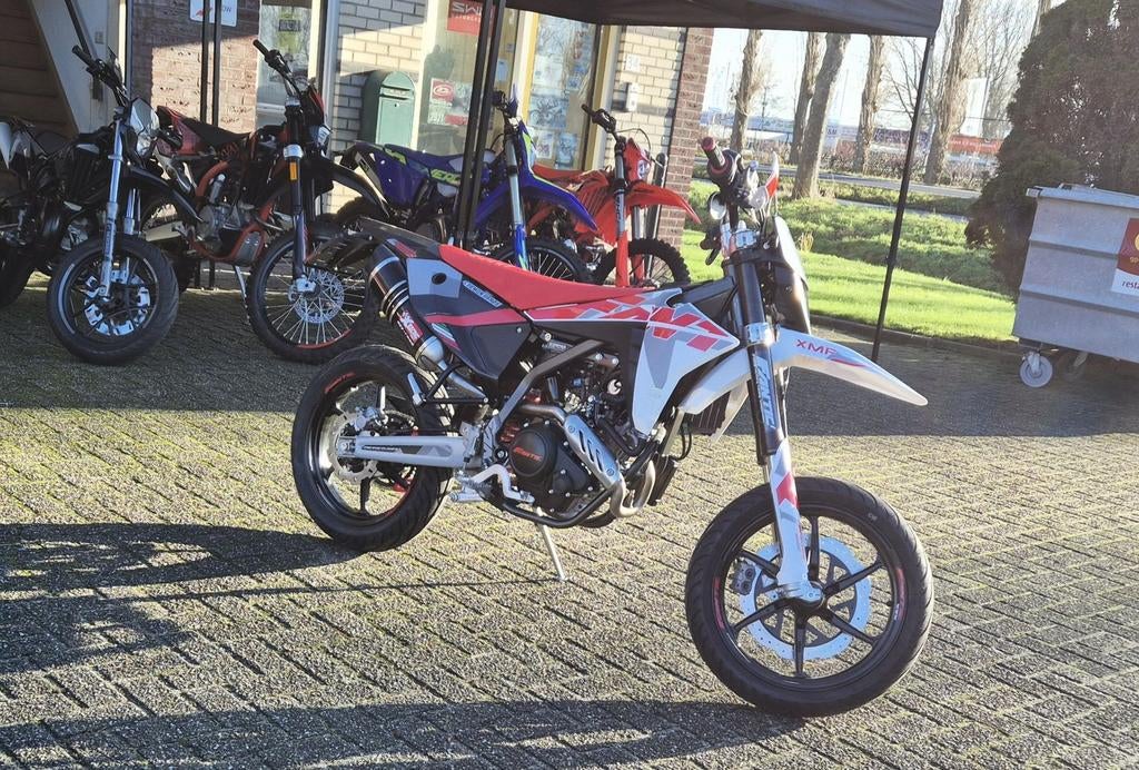 FANTIC 125 4T SUPERMOTO PERFORMANCE (bj 2026), FANTIC, Bedrijf, Onbekend, Fantic