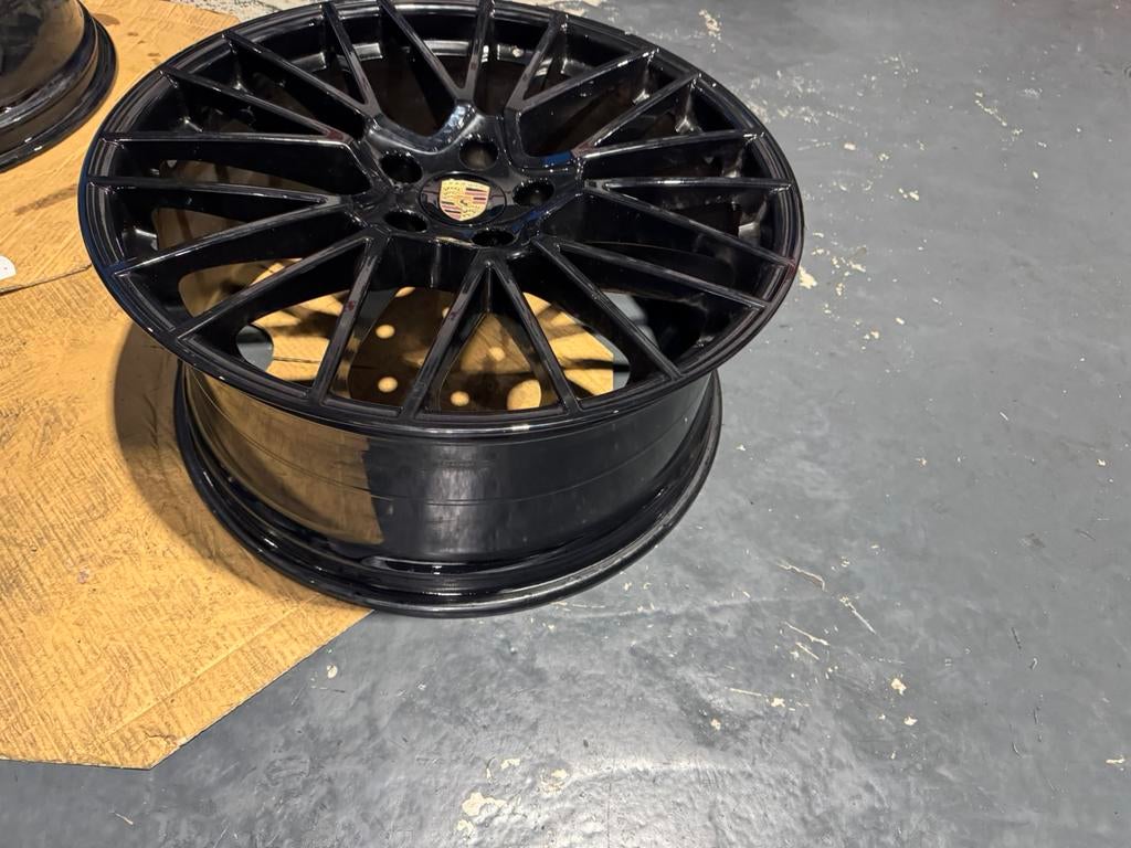 Porsche cayenne velg 22 inch, Auto-onderdelen, Banden en Velgen, Ophalen of Verzenden, Overige maten, Zomerbanden, Velg(en)