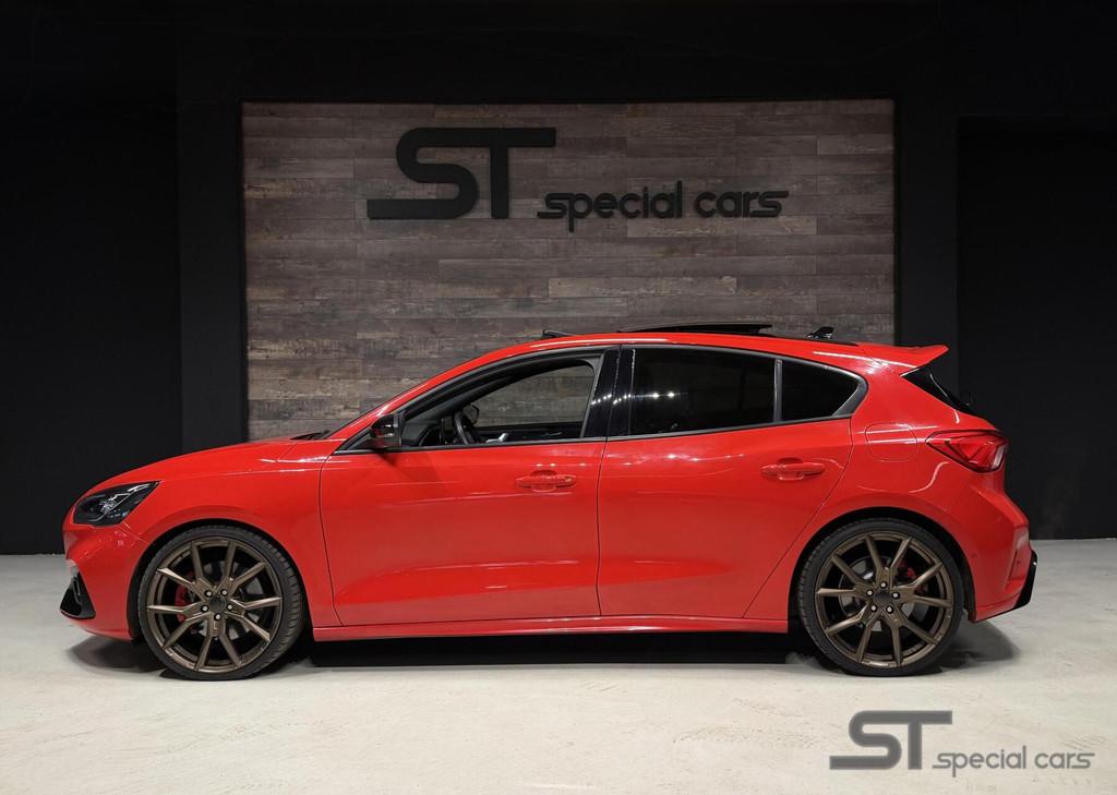 Ford Focus 2.3 EcoBoost ST-X|Pano|Performance Pack, Gebruikt, Euro 6, 4 cilinders, Met garantie (alle)
