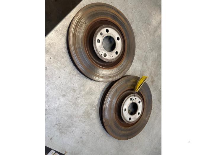 Remschijf voor van een Audi A8, Ophalen of Verzenden, 3 maanden garantie, Gebruikt, Audi