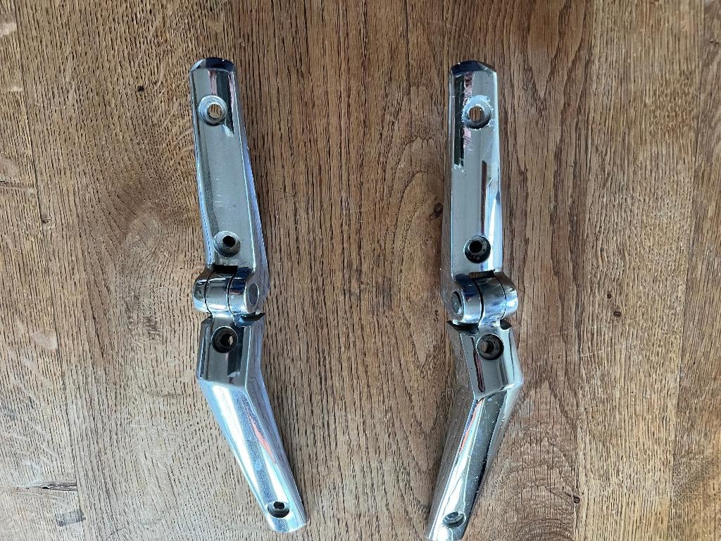 achterklep scharnieren Peugeot 204-304, Gebruikt, Achterklep, Voor, Ophalen of Verzenden