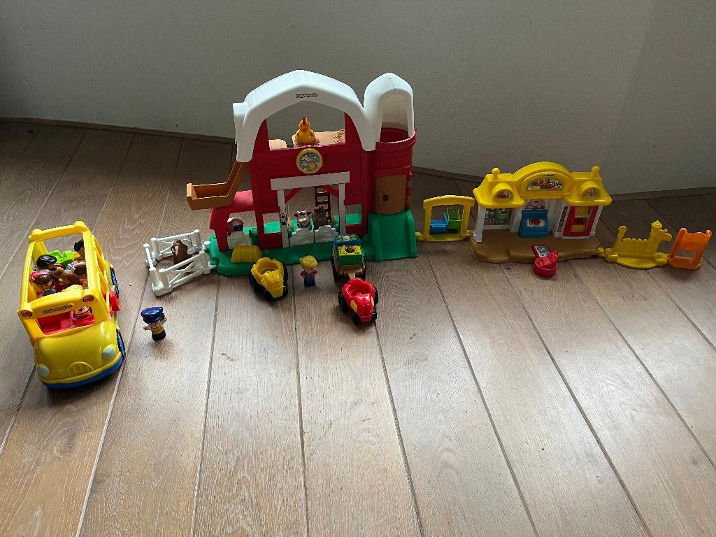 Little people: bus, boerderij en supermarkt, Kinderen en Baby's, Speelgoed | Fisher-Price, Ophalen of Verzenden, Gebruikt, Speelset