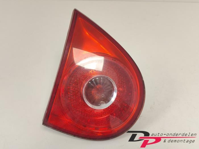 Achterlicht links van een Volkswagen Golf, Gebruikt, -, Volkswagen, -